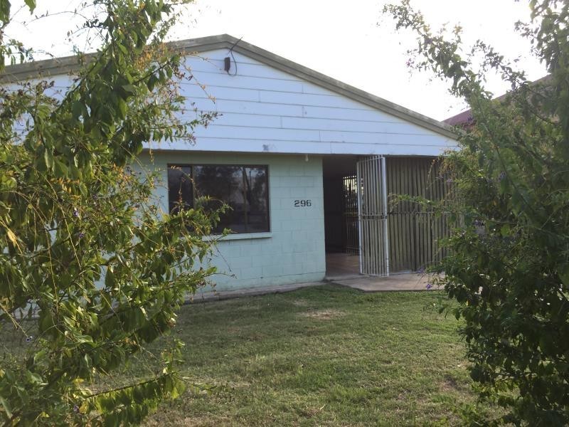 296 Kent Street, Depot Hill QLD 4700